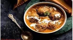 Savor the Spice: Pakistani Beef Kofta Curry Recipe